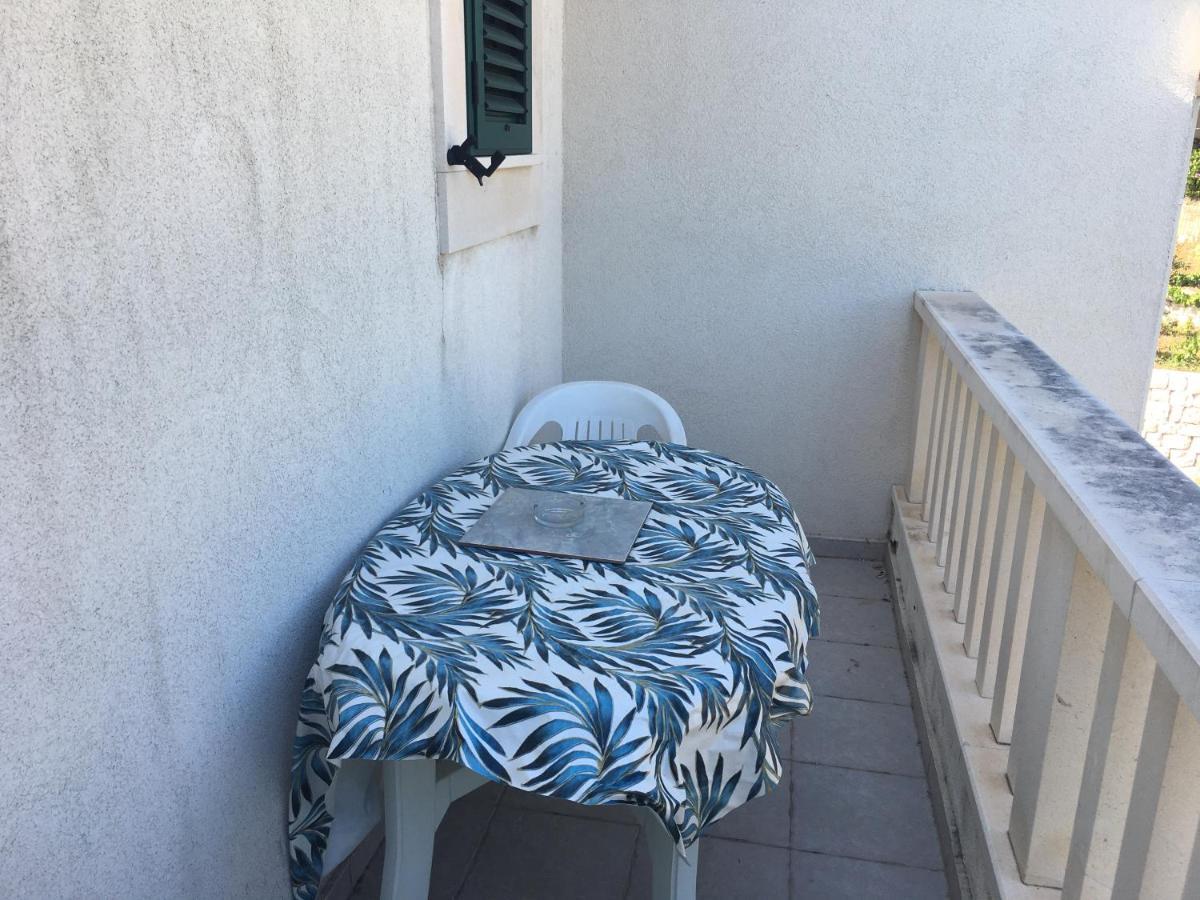 Apartmani Domenika Žuljana Eksteriør bilde