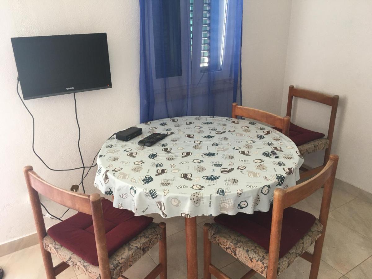 Apartmani Domenika Žuljana Eksteriør bilde