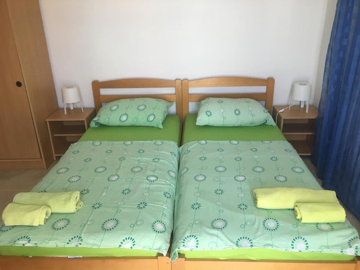 Apartmani Domenika Žuljana Eksteriør bilde