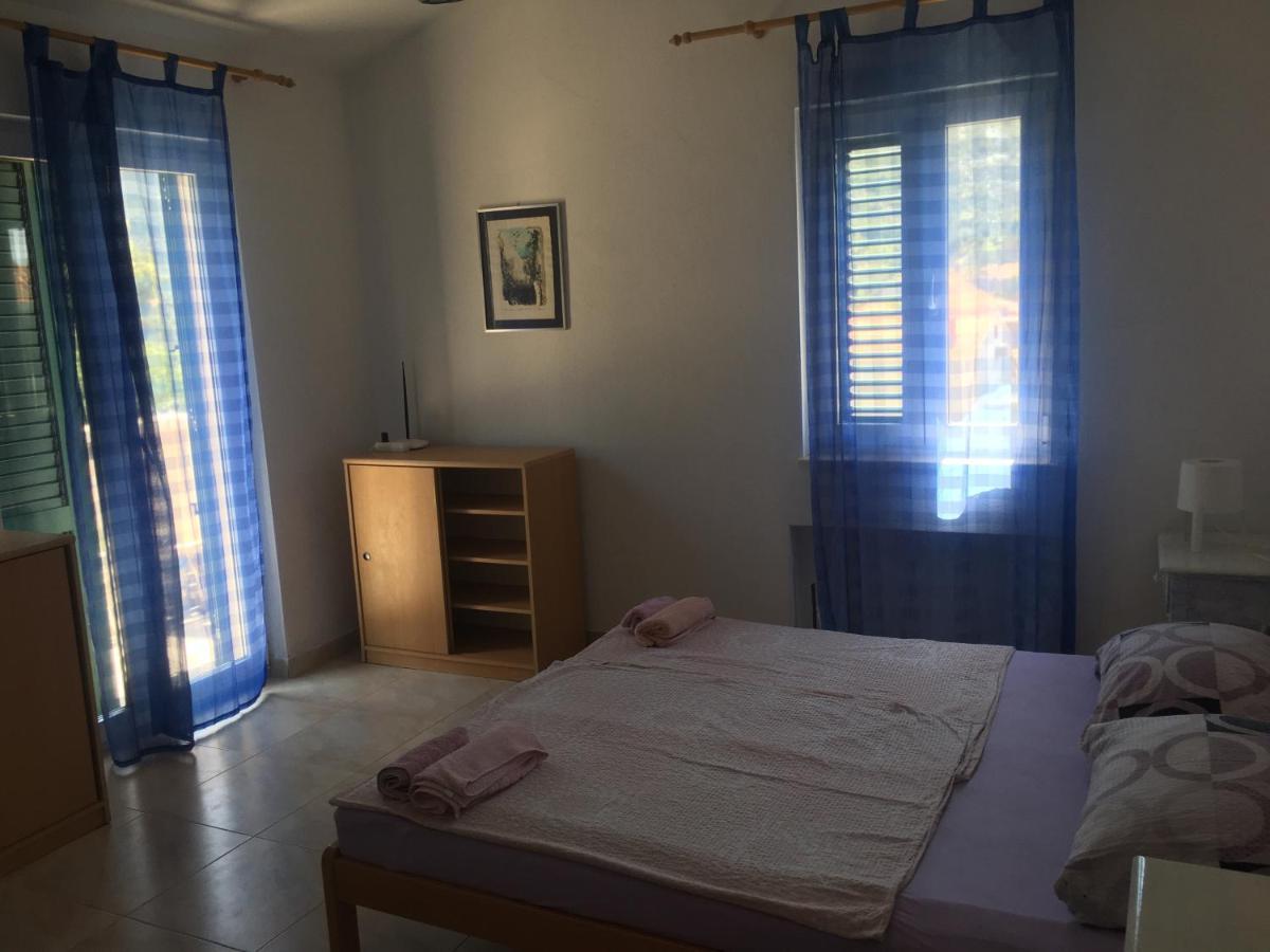 Apartmani Domenika Žuljana Eksteriør bilde